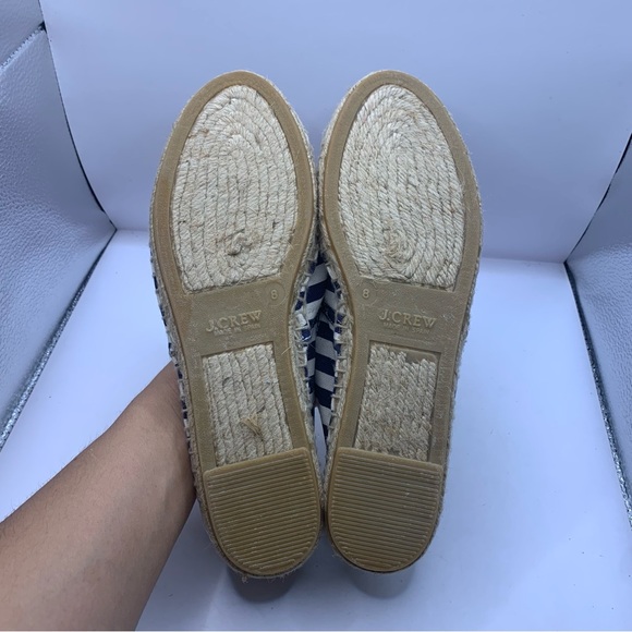 J. Crew Striped Espadrilles Flats Pull On White Blue Size 8 Coastal summer - Picture 7 of 9